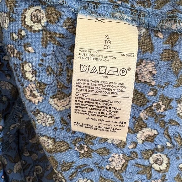 Old Navy Button Front Waist Defined Blouse Smocked Back Peasant Top Blue Floral - Picture 6 of 6